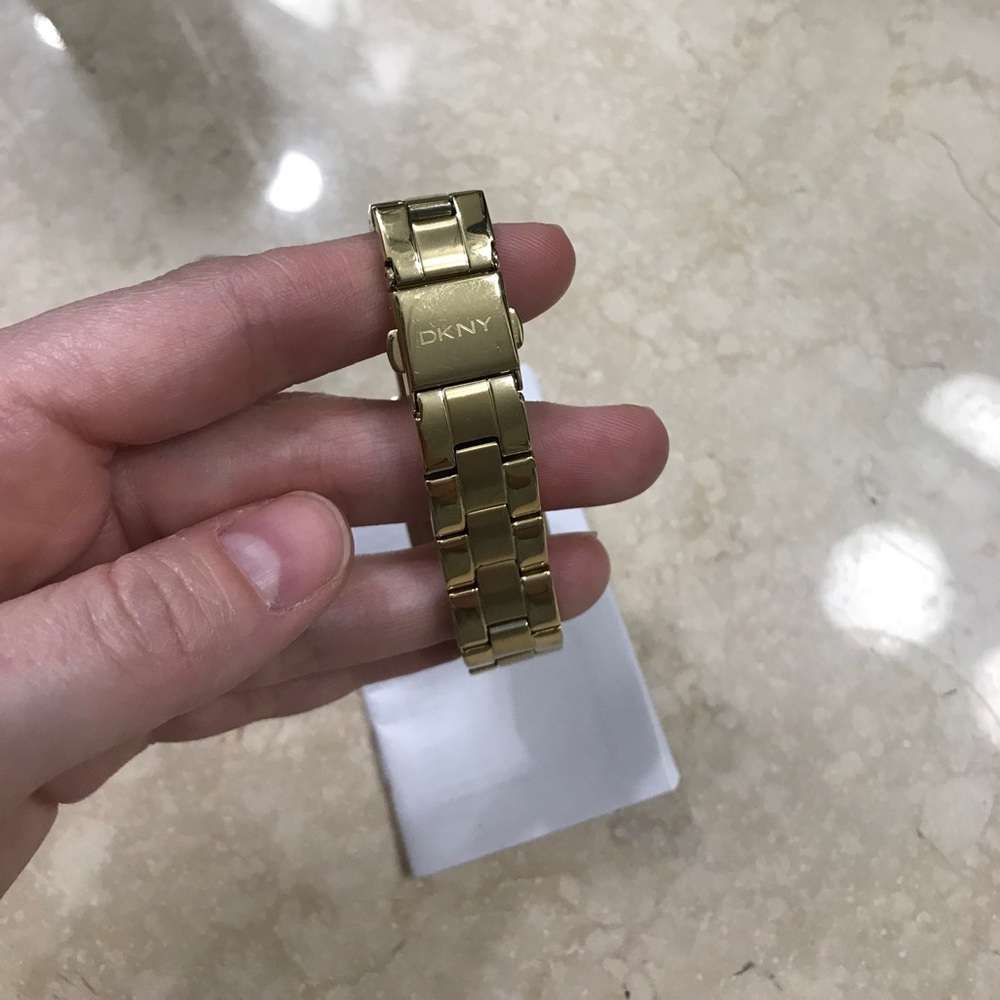 Dkny Watch - image 3